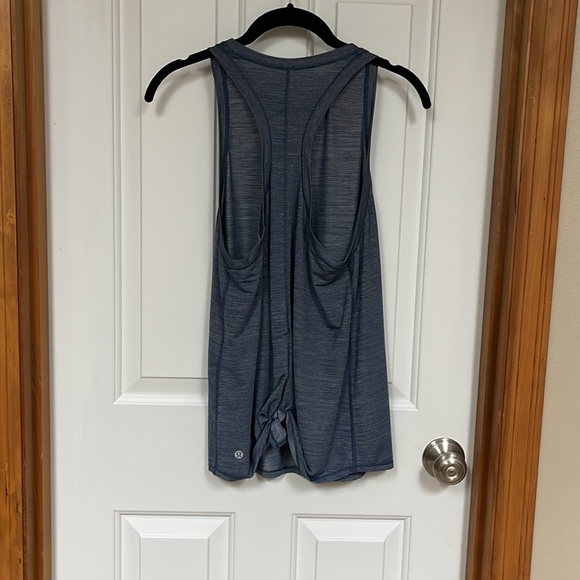 Semi sheer Lululemon top - Picture 2 of 4